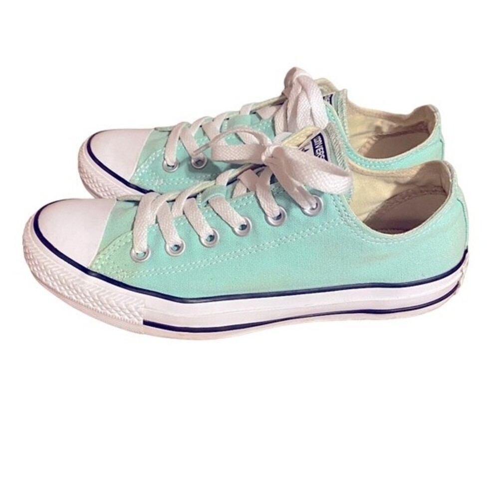 Converse chuck taylor all stars low rise turquoise sneakers women’s 7 men’s 5
